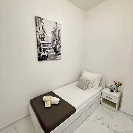 Modern Brand-new Apartman *