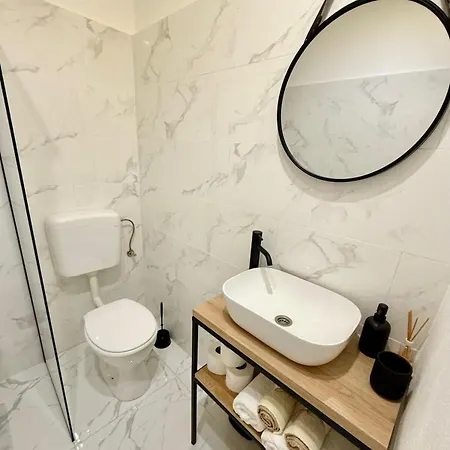 Modern Brand-new 马卡尔斯卡