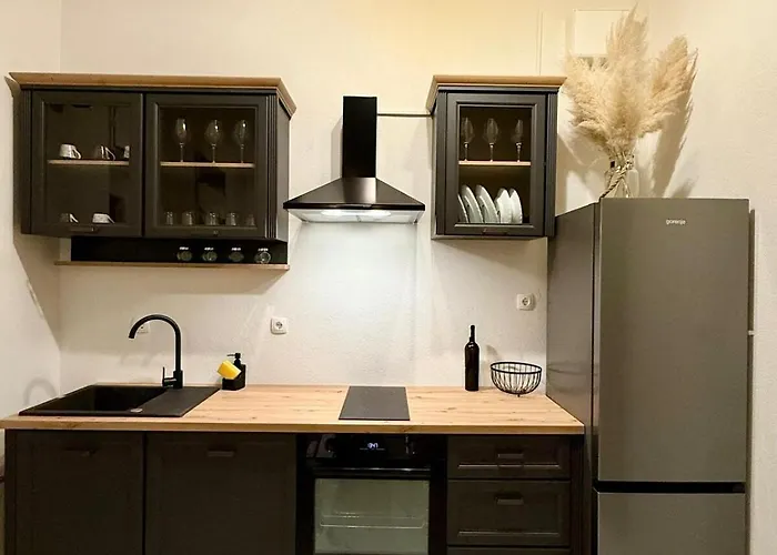 Modern Brand-new Makarska